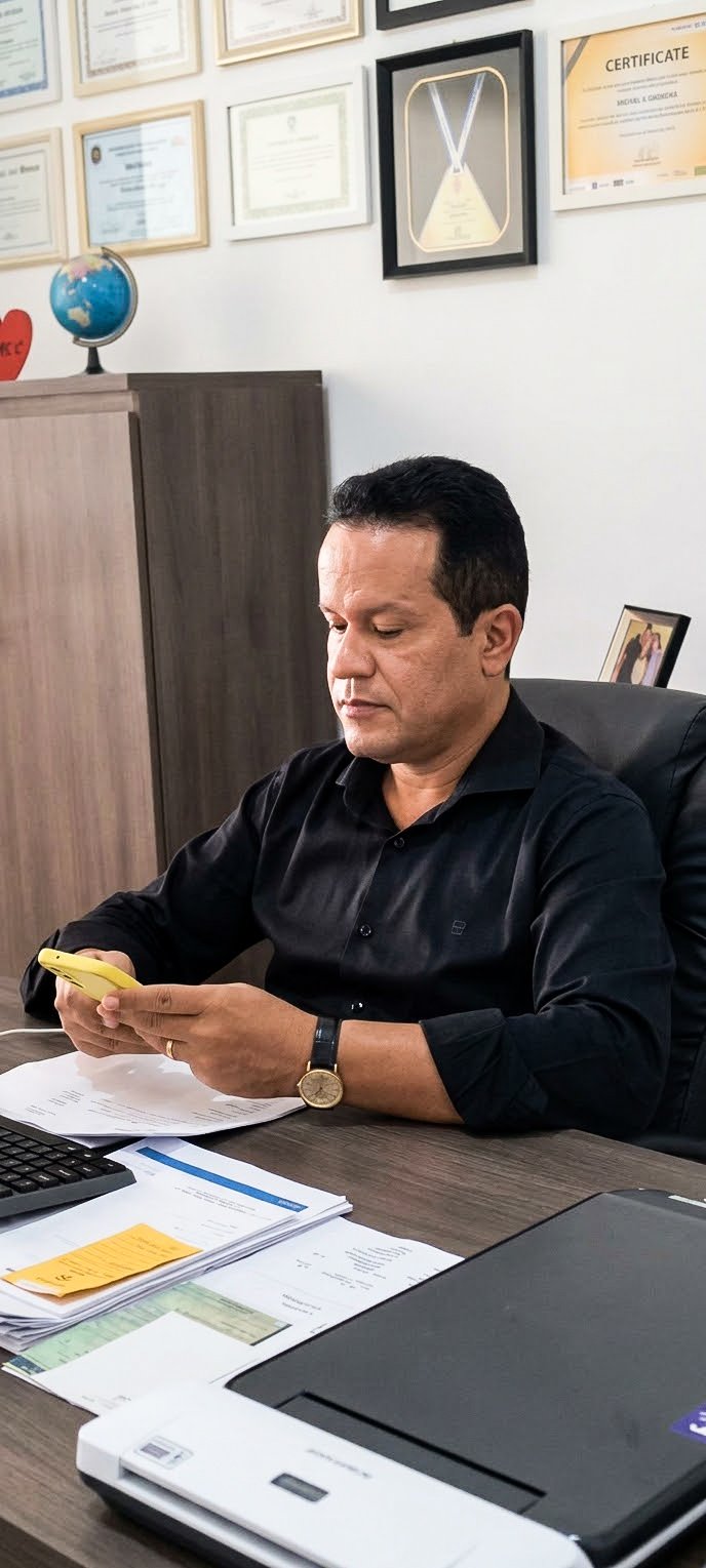 Michel - Proprietário da Michel Emplacamentos